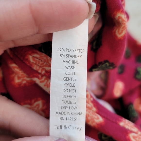 💕 LulaRoe Pink Patterned Leggings Tall & Curvy - Picture 8 of 9